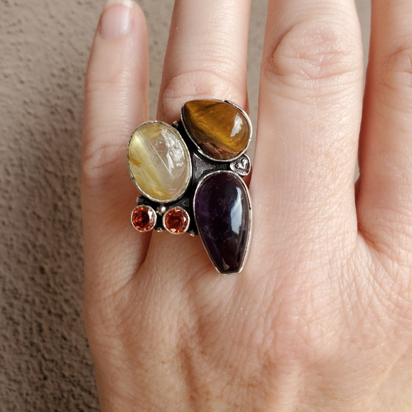 New Amethyst, Golden Rutile, Tiger Eye and Garnet 925 Silver Ring. - Picture 8 of 15